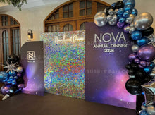 Load image into Gallery viewer, 【星海銀河主題】公司周年晚宴 Annual Dinner 氣球佈置套裝 (連幻彩閃片牆及霓虹燈)